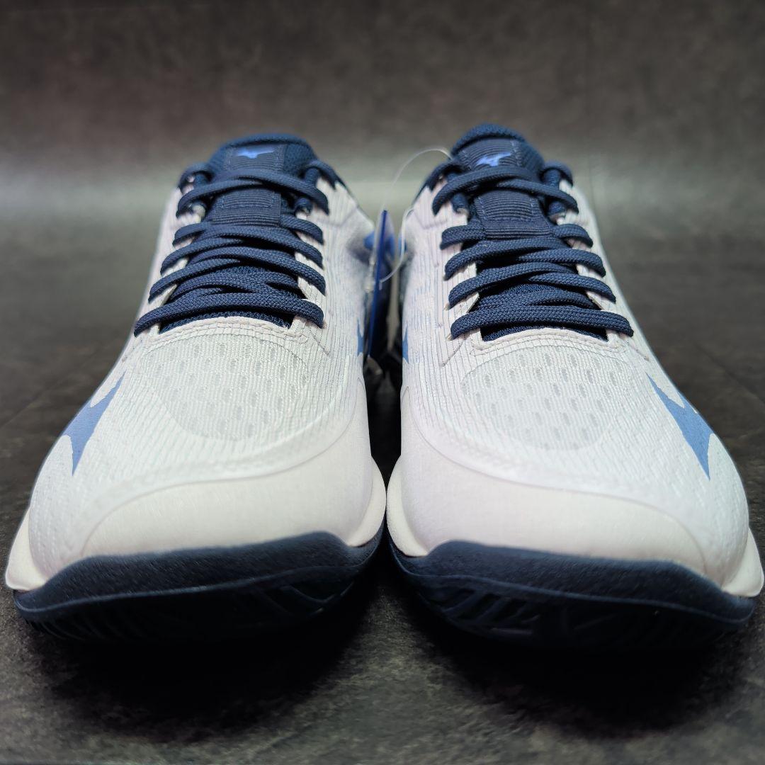 ミズノ　バレーボールシューズ　ライトニングセレクト　23.0cm　新品