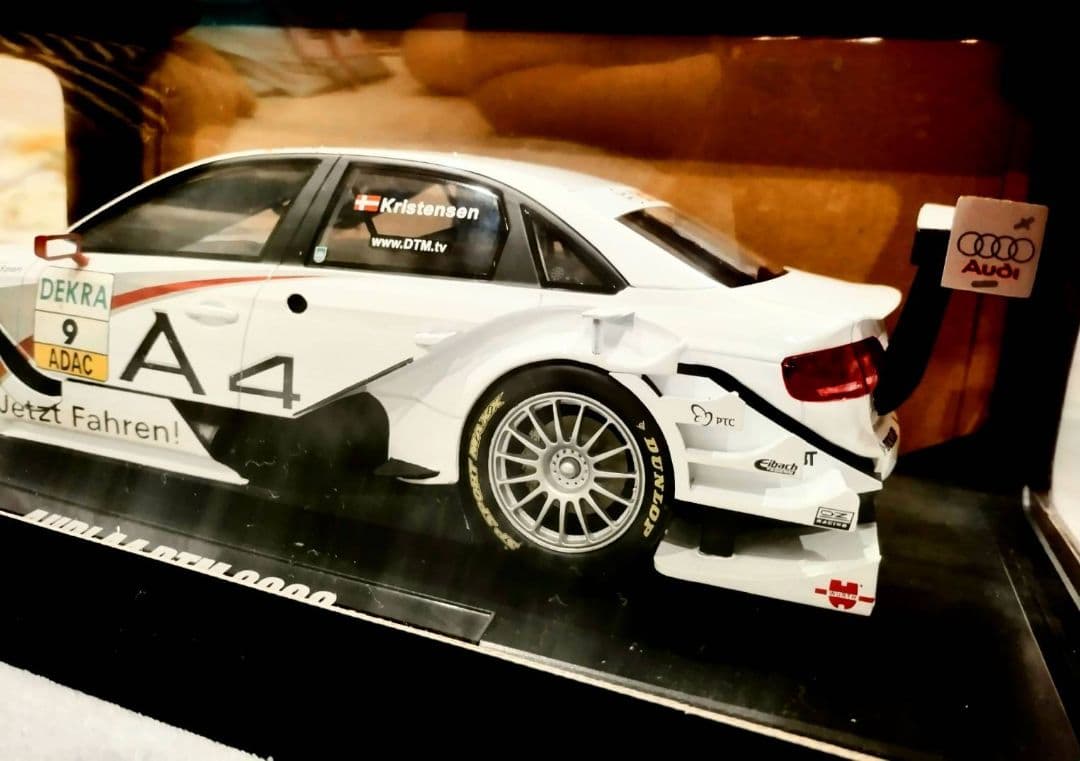 NOREV AUDI A4 DTM 2008 1/18 模型