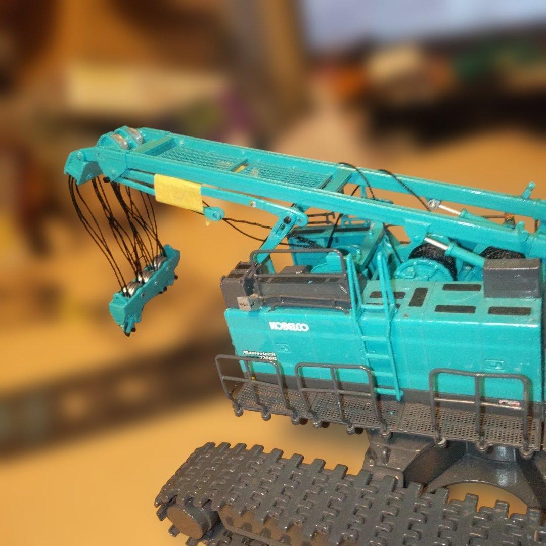 コベルコ建機クマスターテック7200Gクローラークレーン 1/50