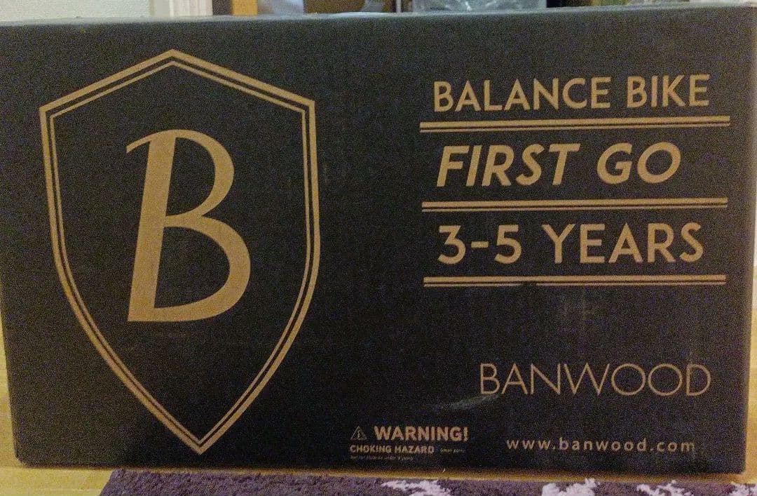 バランスバイク　赤