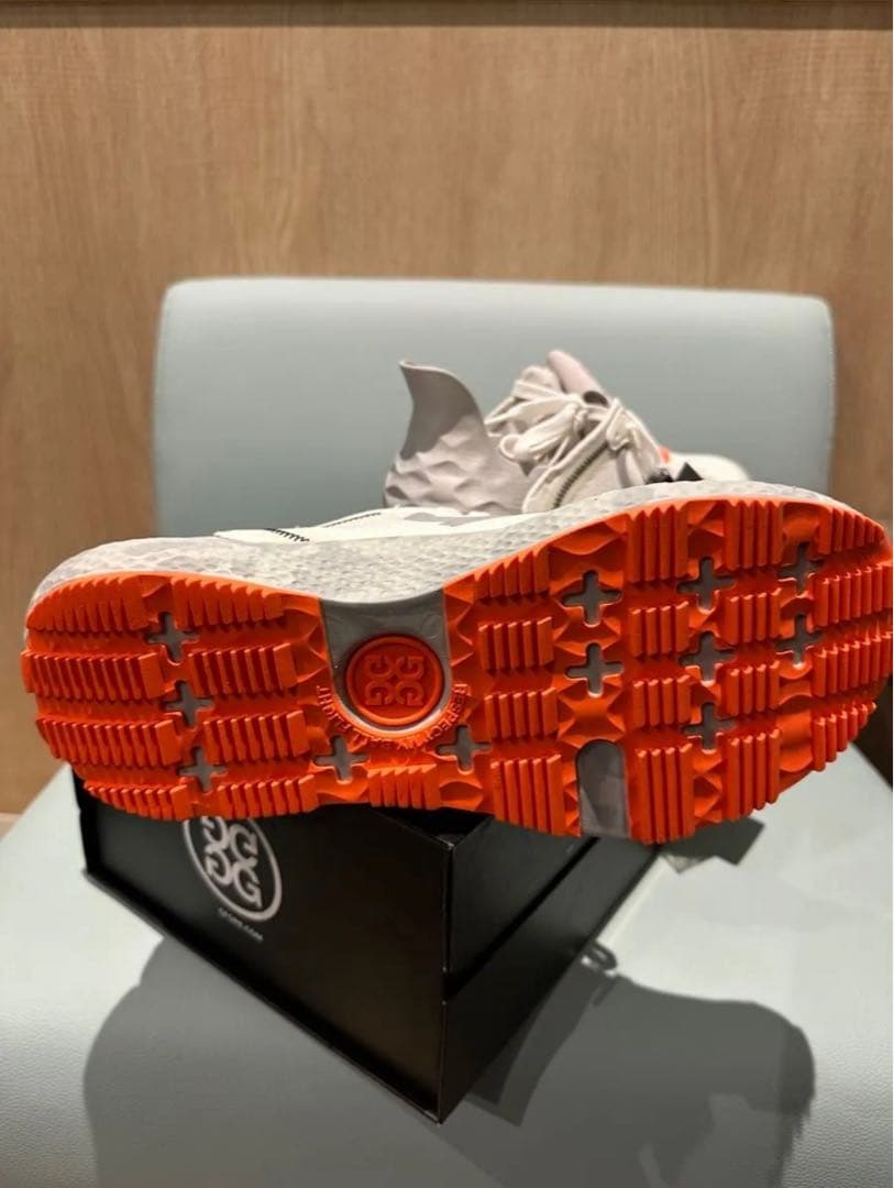 国内正規品　新品　ジーフォア　27 ゴルフシューズ　マークアンドロナ好きにも