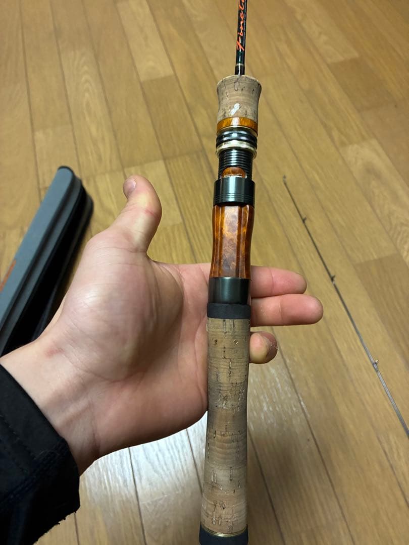 Finetail トラウトロッド コルクハンドル