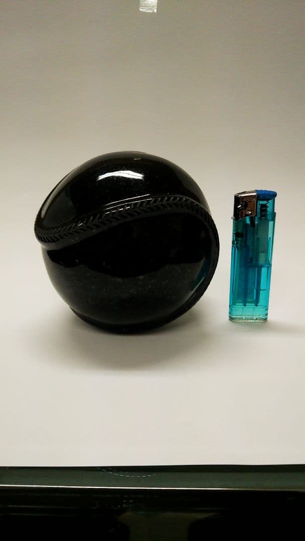 黒御影石(硬式野球ボール形状)