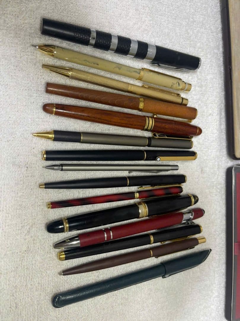 #007 ボールペンと万年筆 montblanc pilot など15点