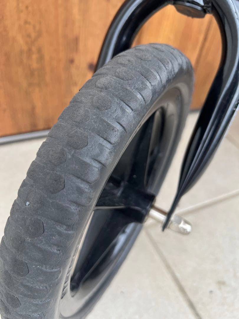 STRIDER バランスバイク 12インチ ベージュ　スポーツモデル　限定