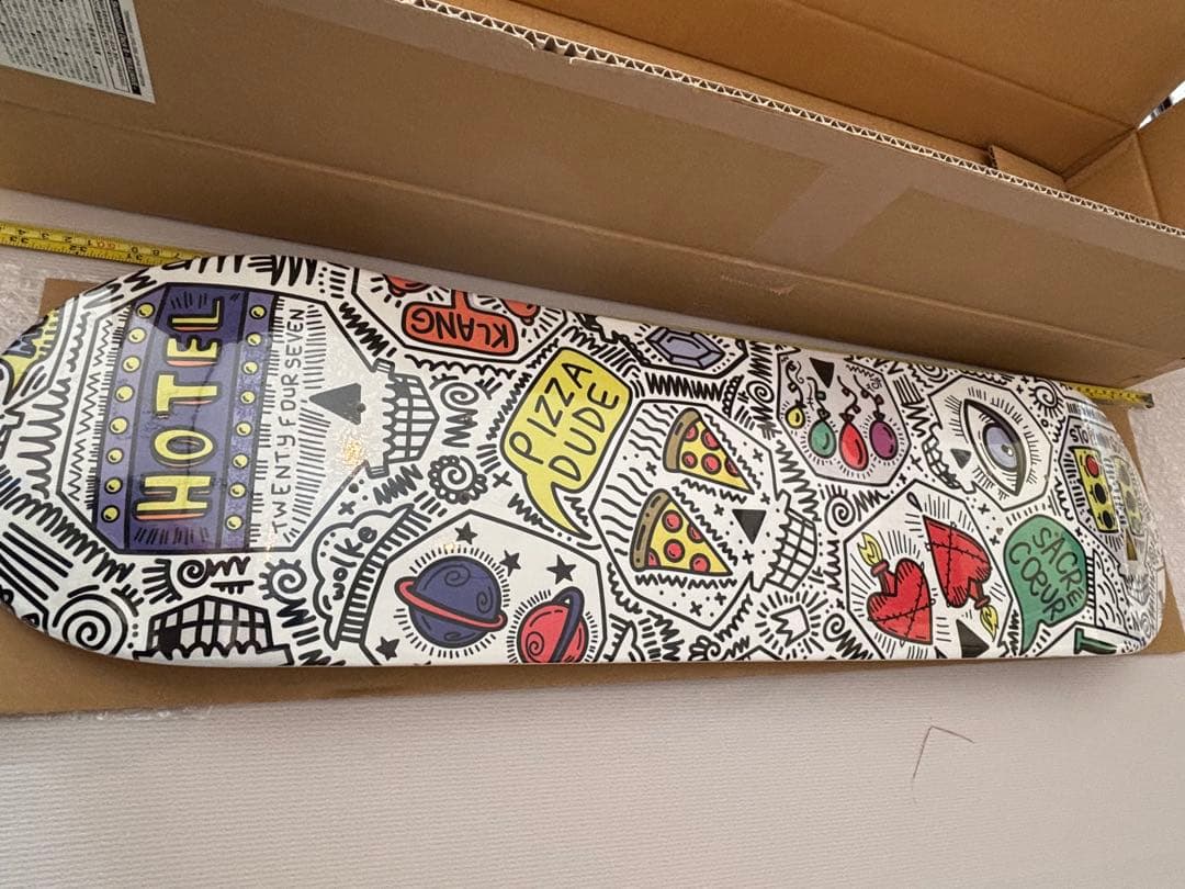 Tennessee Loveless スケートボードデッキ