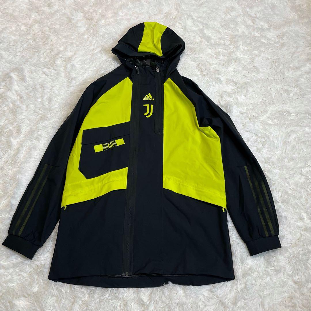 adidas フード付きジャケット 黒/黄緑　　ユベントス　トラベル