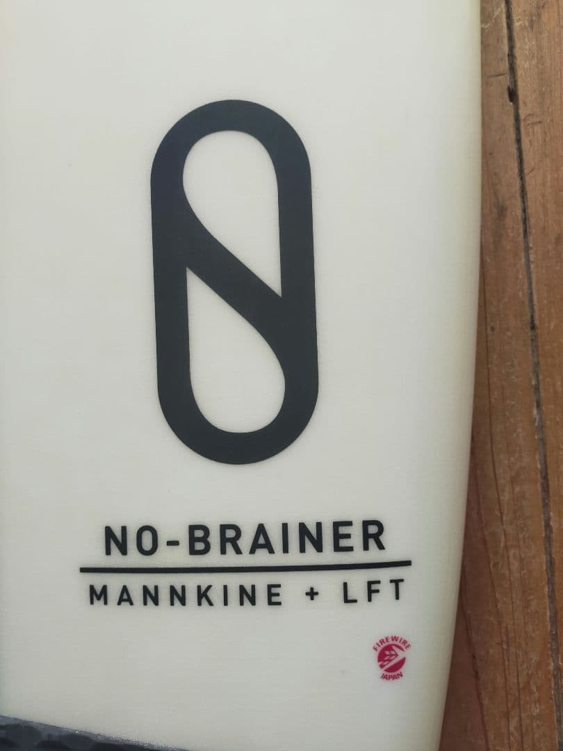 SLATER DESIGN NO BRAINER ショートボード5’5