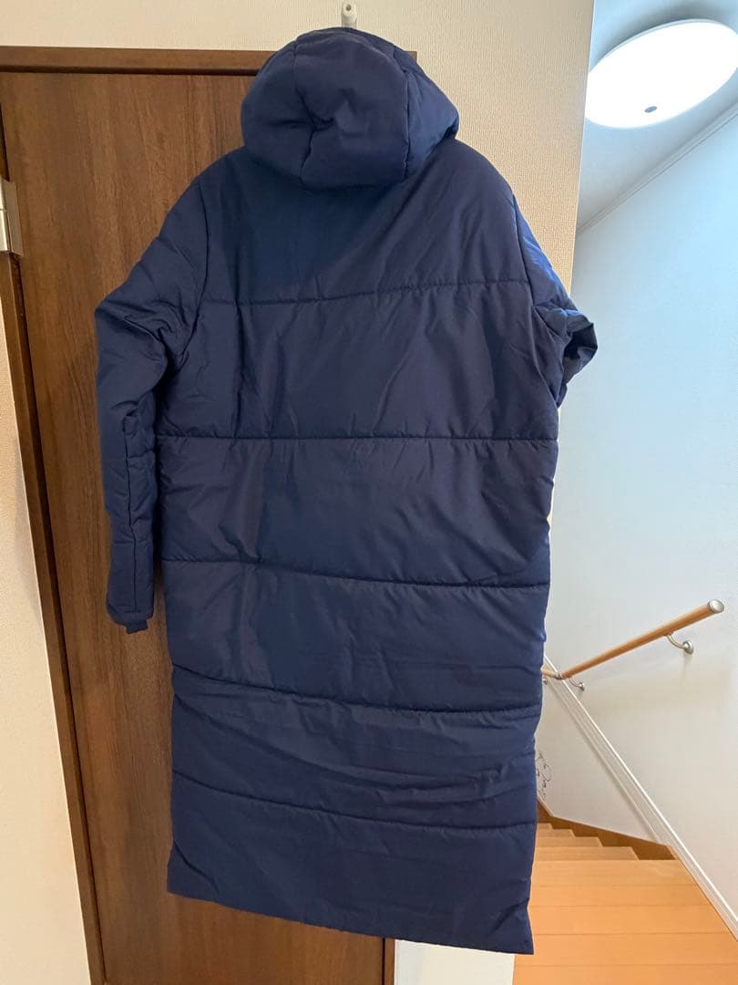 アンダーアーマー　ベンチコート　ネイビー　Mサイズ