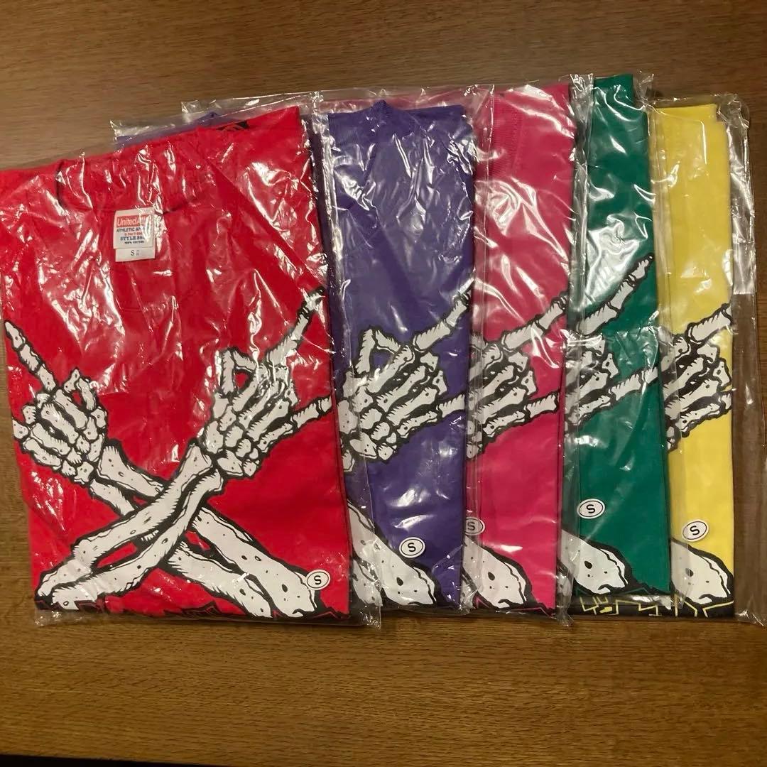 マキシマム ザ ホルモン　ももいろクローバーZ メタルポーズTシャツ5色セット