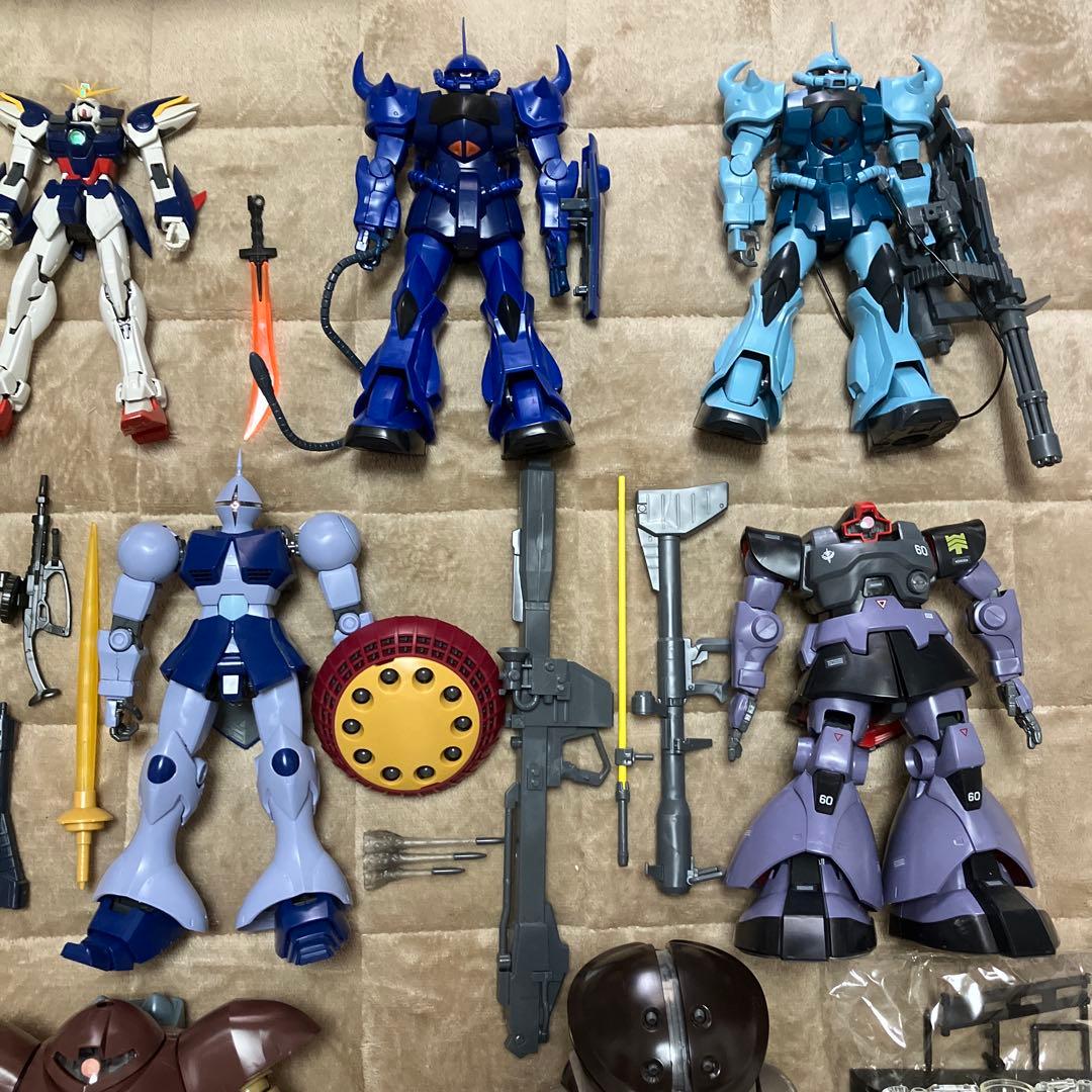 バンダイMGガンダムプラモデル素ぐ組み完成品／現状品／ジャンク品
