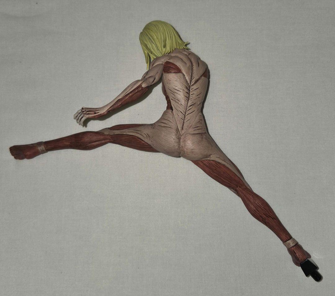 POP UP PARADE 4点セット進撃の巨人・鎧の巨人・女型の巨人・獣の巨人