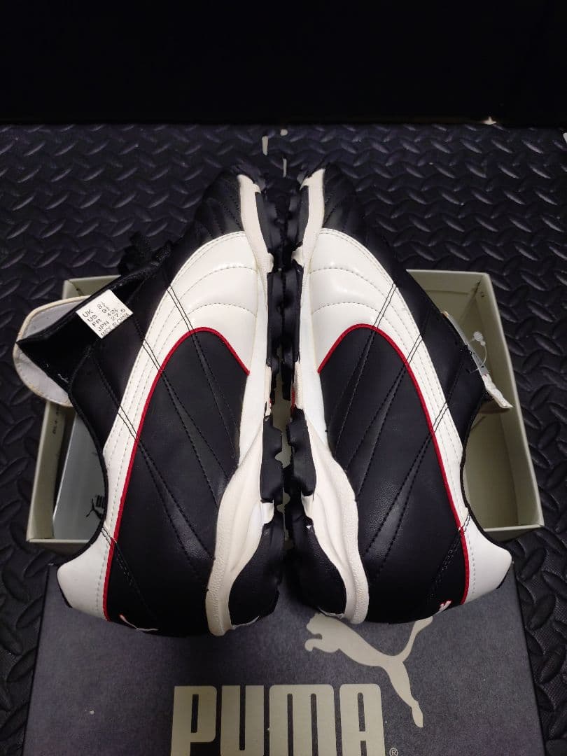 【デッドストック】PUMA フットサルシューズ