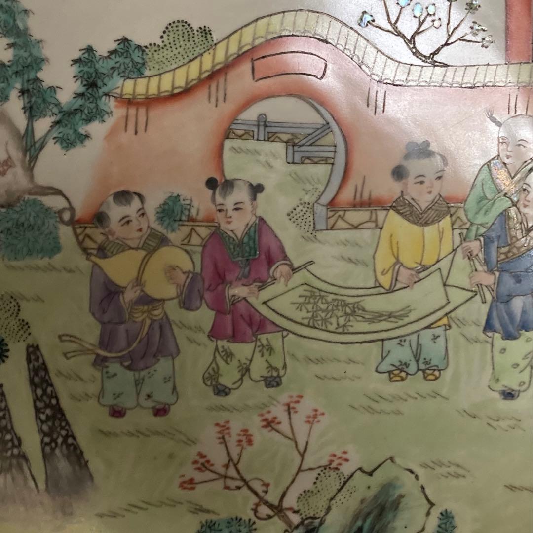 乾隆年製　粉彩唐子文大皿