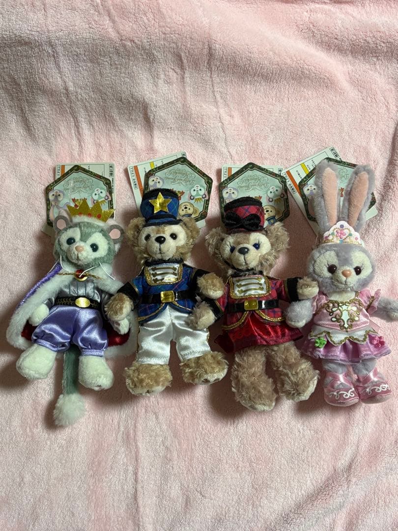 TDSダッフィー&フレンズ　くるみ割り人形ぬいぐるみバッジ