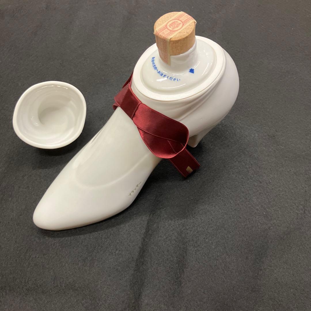 サントリー　ブランデー　ハイヒール型