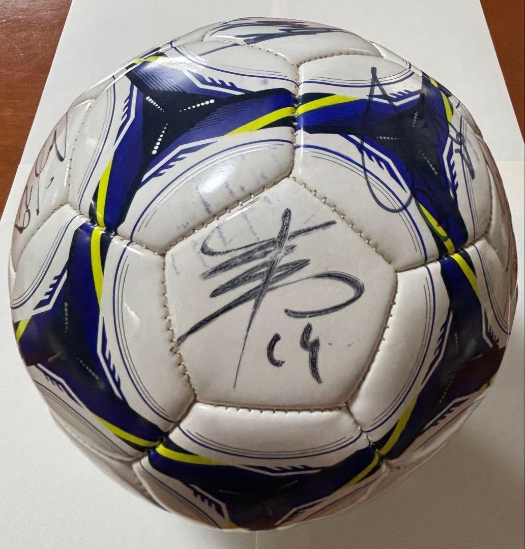 【貴重】V長崎サイン入りサッカーボール【匿名配送•送料無料】