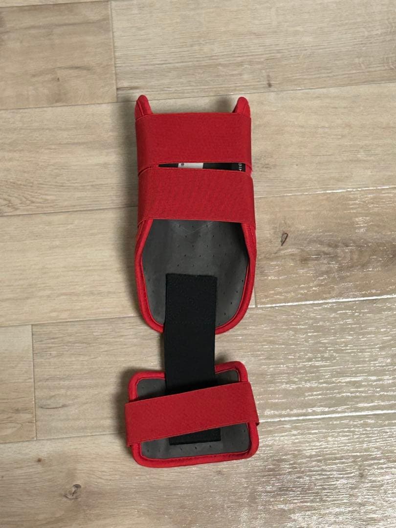 エボシールド　エルボーガード 赤