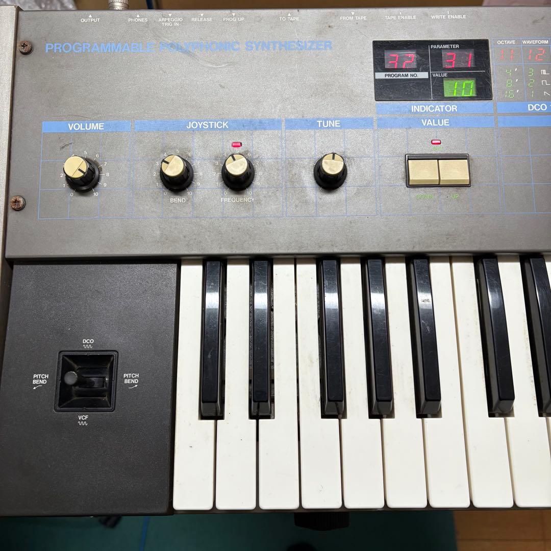 【現状品】KORG POLY-61 アナログシンセサイザー ケース付き