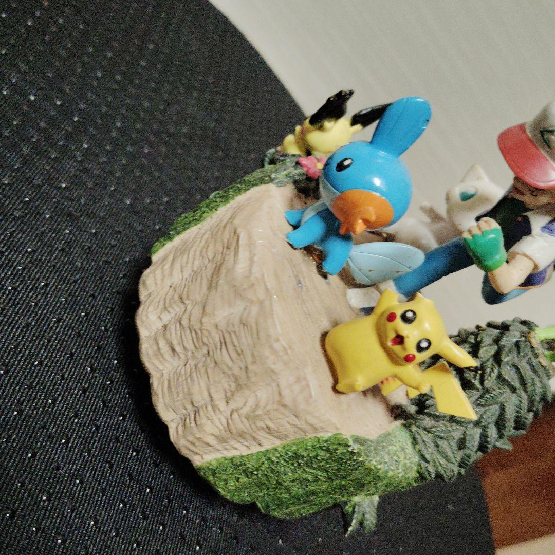 Pokémonポケモン フィギュア サトシと仲間たちmúsic vintag