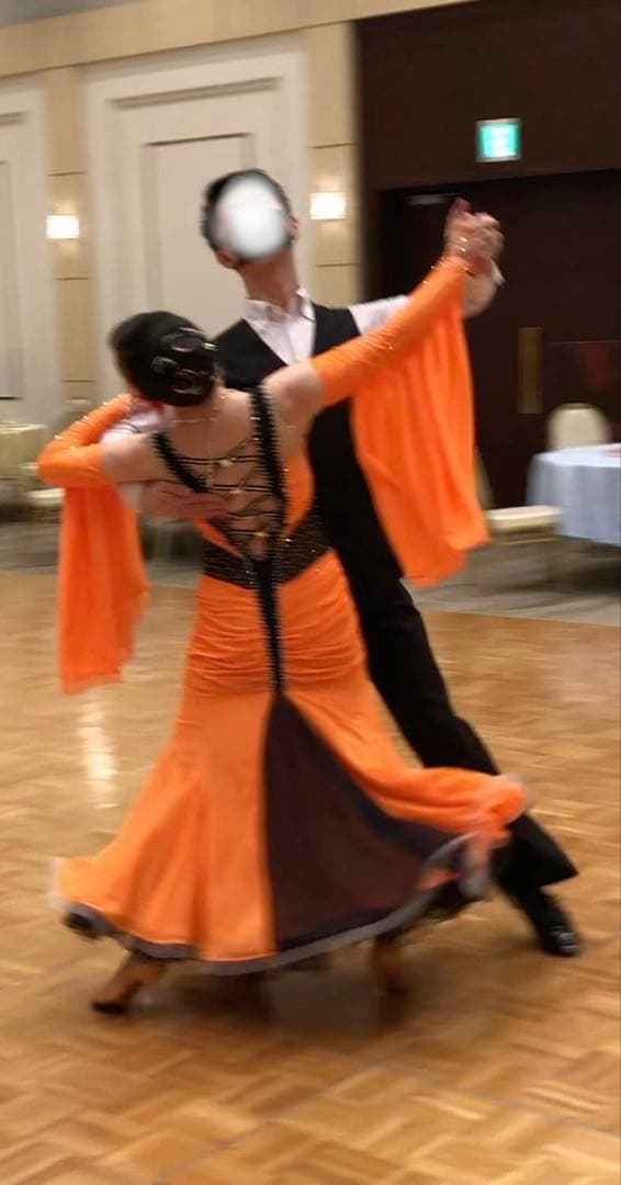 社交ダンスドレス オレンジと黒