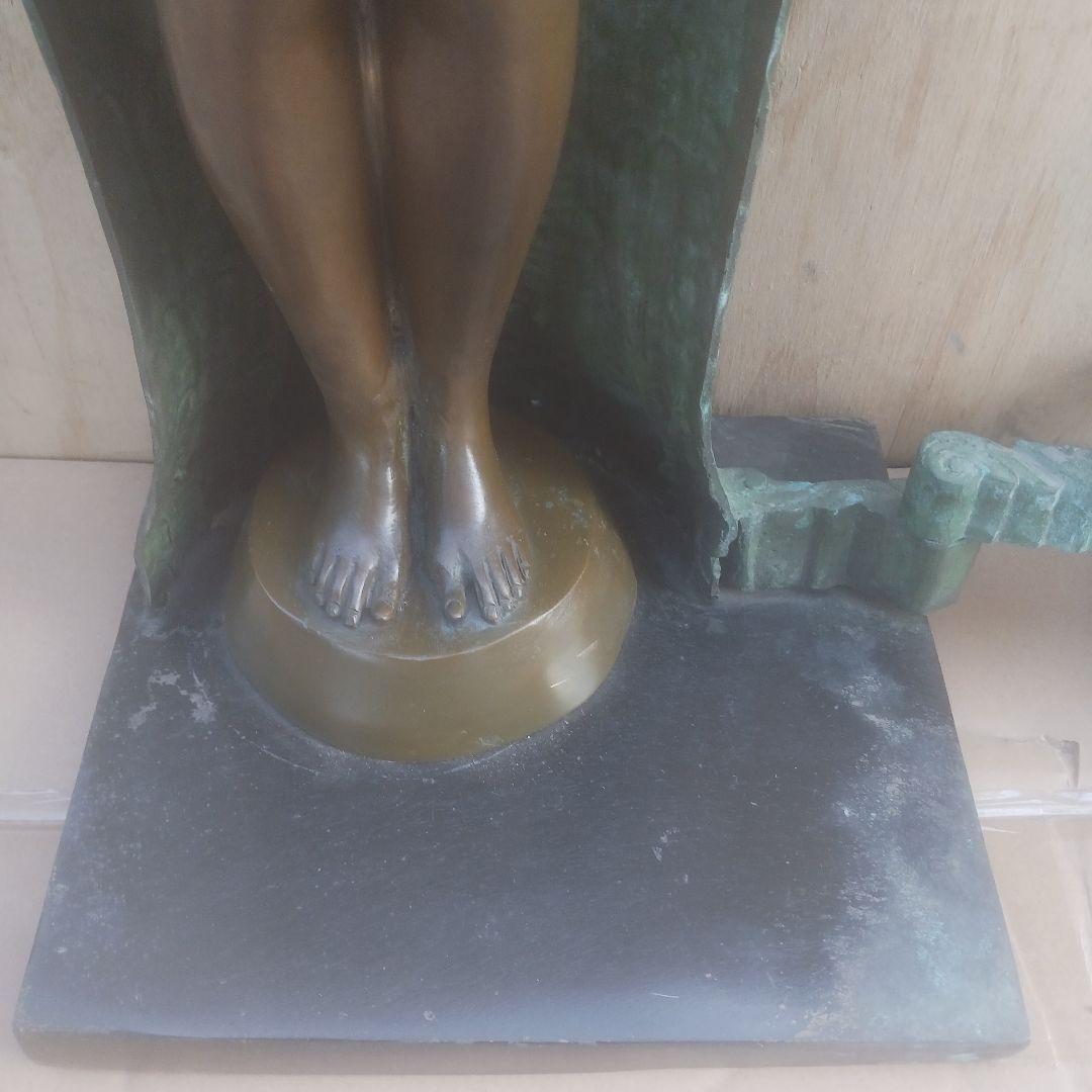 エジプト　棺入りのクレオパトラ像　真鍮製　オブジェ　銅像　女性像