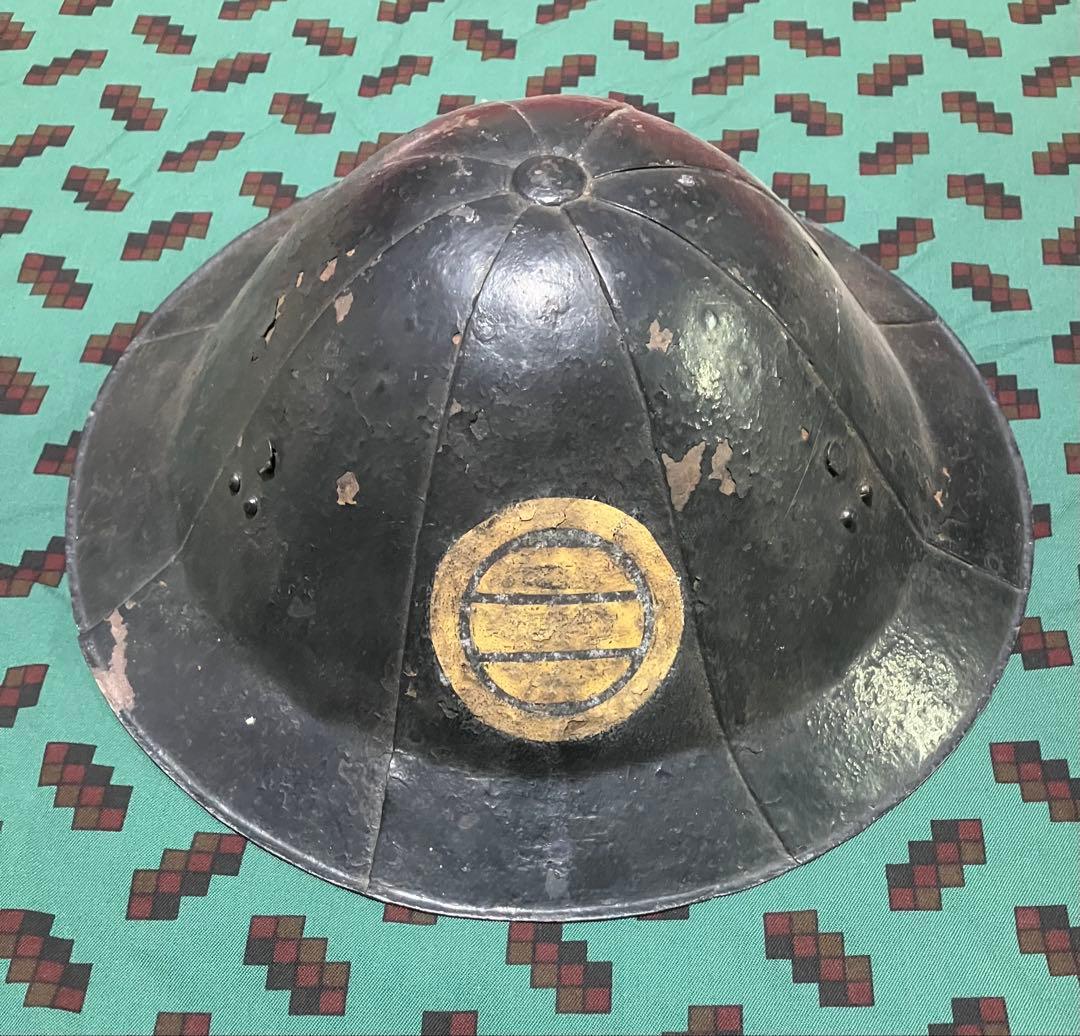 旧家蔵出し品　古い陣笠　引き両紋　参勤交代　武具甲冑　貴重な資料