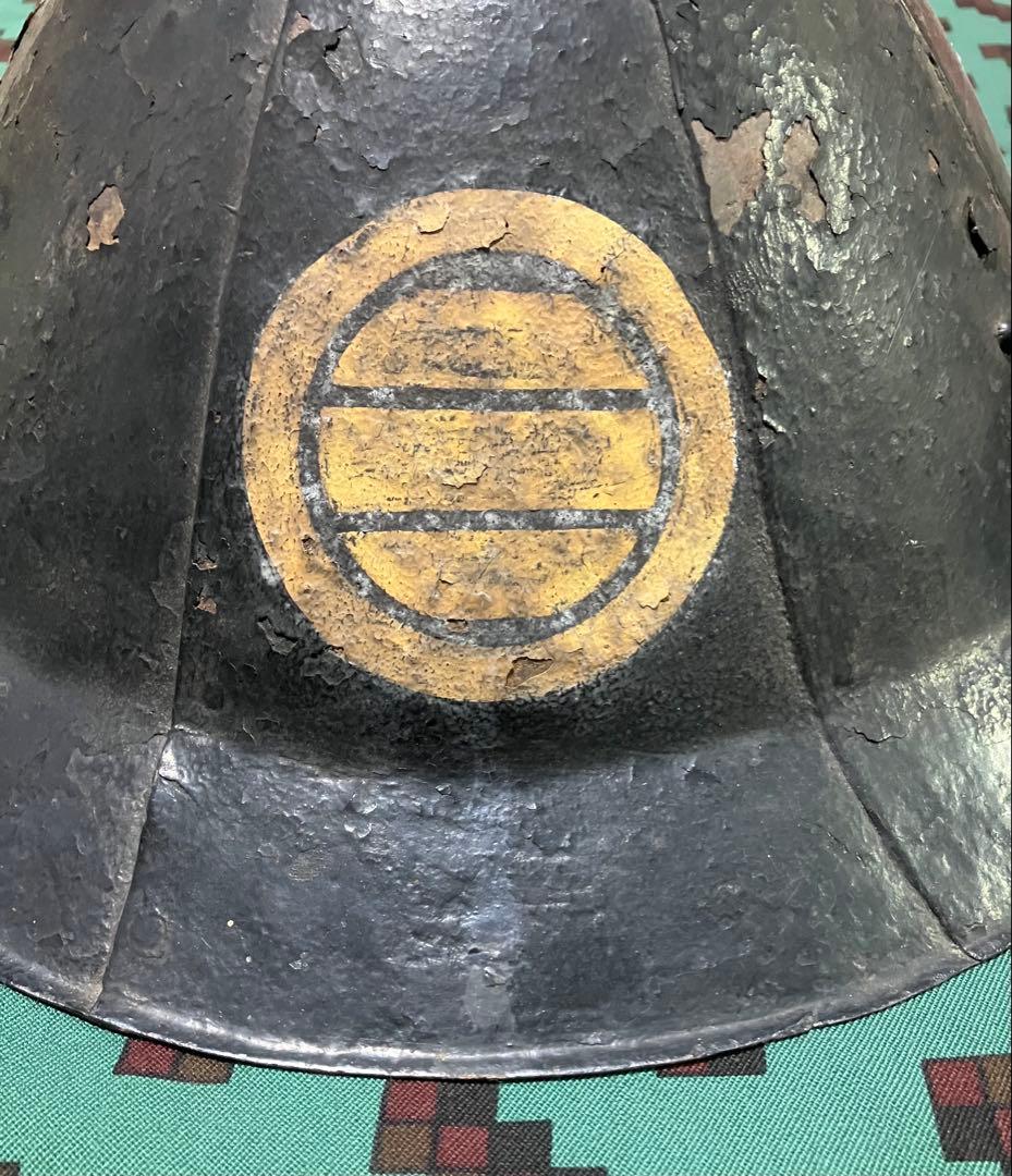 旧家蔵出し品　古い陣笠　引き両紋　参勤交代　武具甲冑　貴重な資料