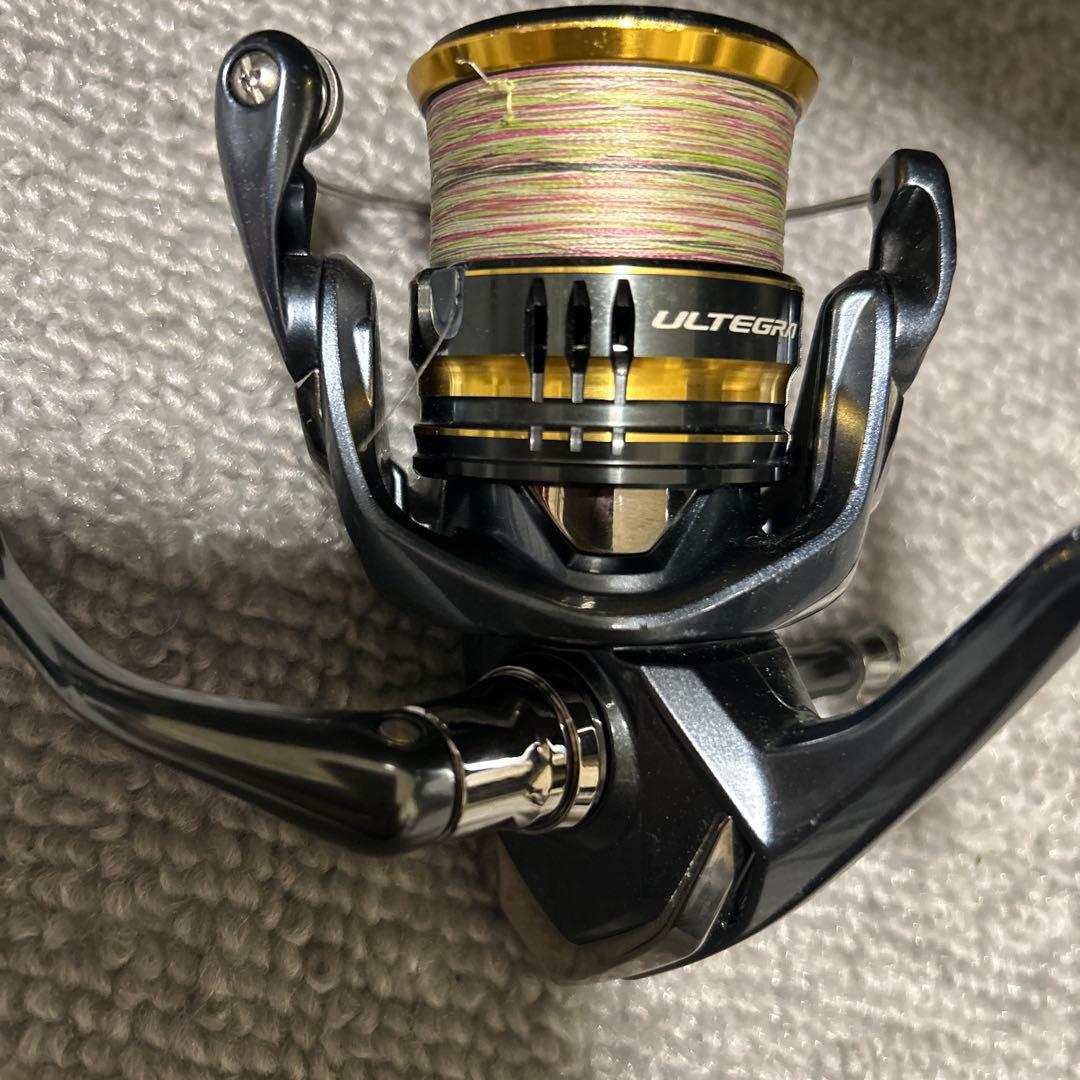 あ*ん様 C3000HG ULTREGRA スピニングリール