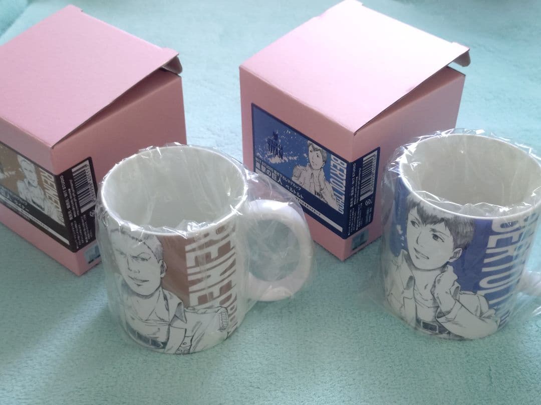 進撃の巨人 WIT STUDIO ライナー ベルトルト マグカップ キーホルダー