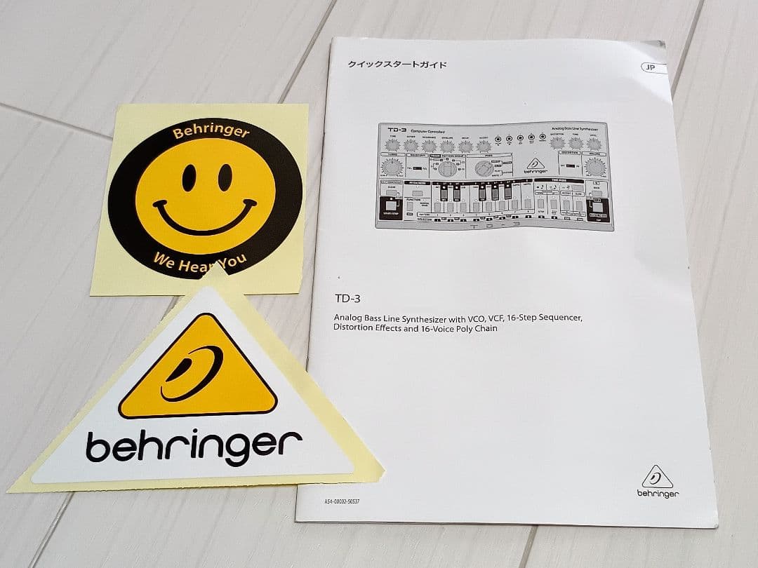 シンセサイザー TD-3-SR