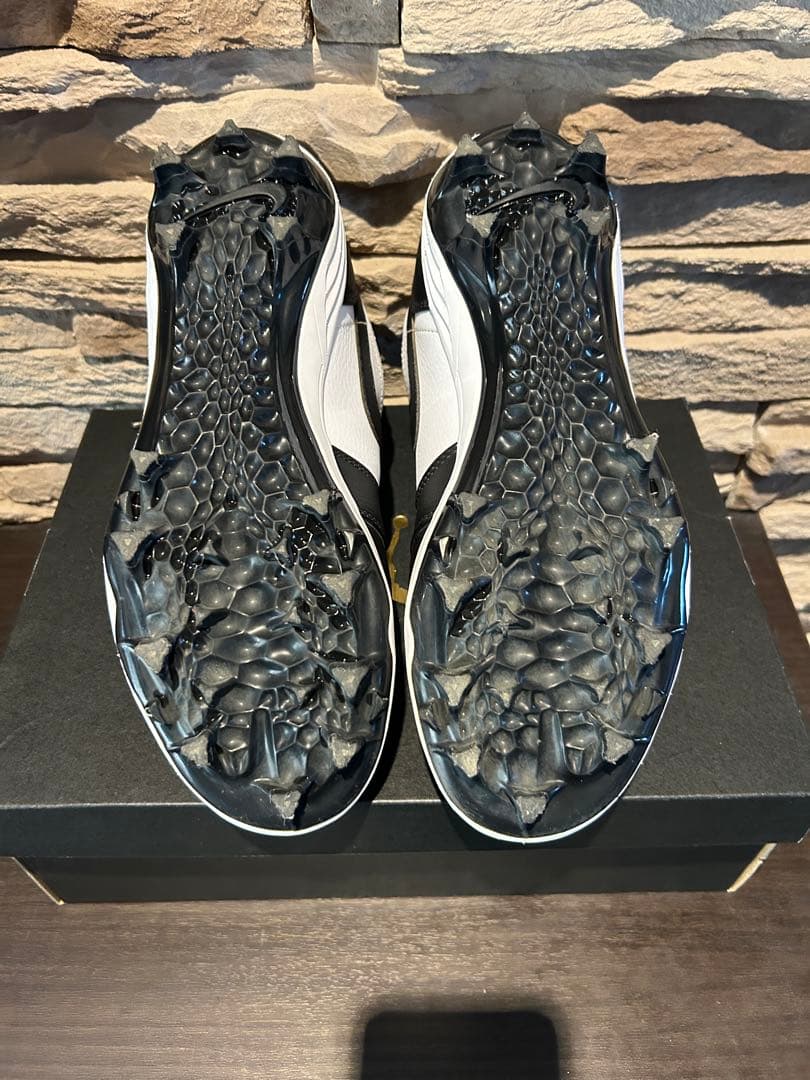 値下げ　Nike Jordan ミッドカット スパイクシューズ 白黒