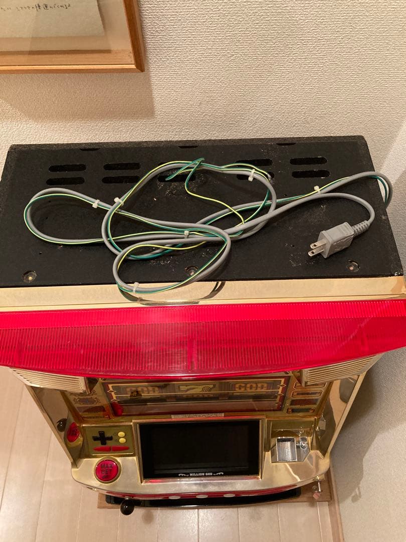 初代ミリオンゴッド　パチスロ　スロットマシン　　4号機　【引き取り限定】