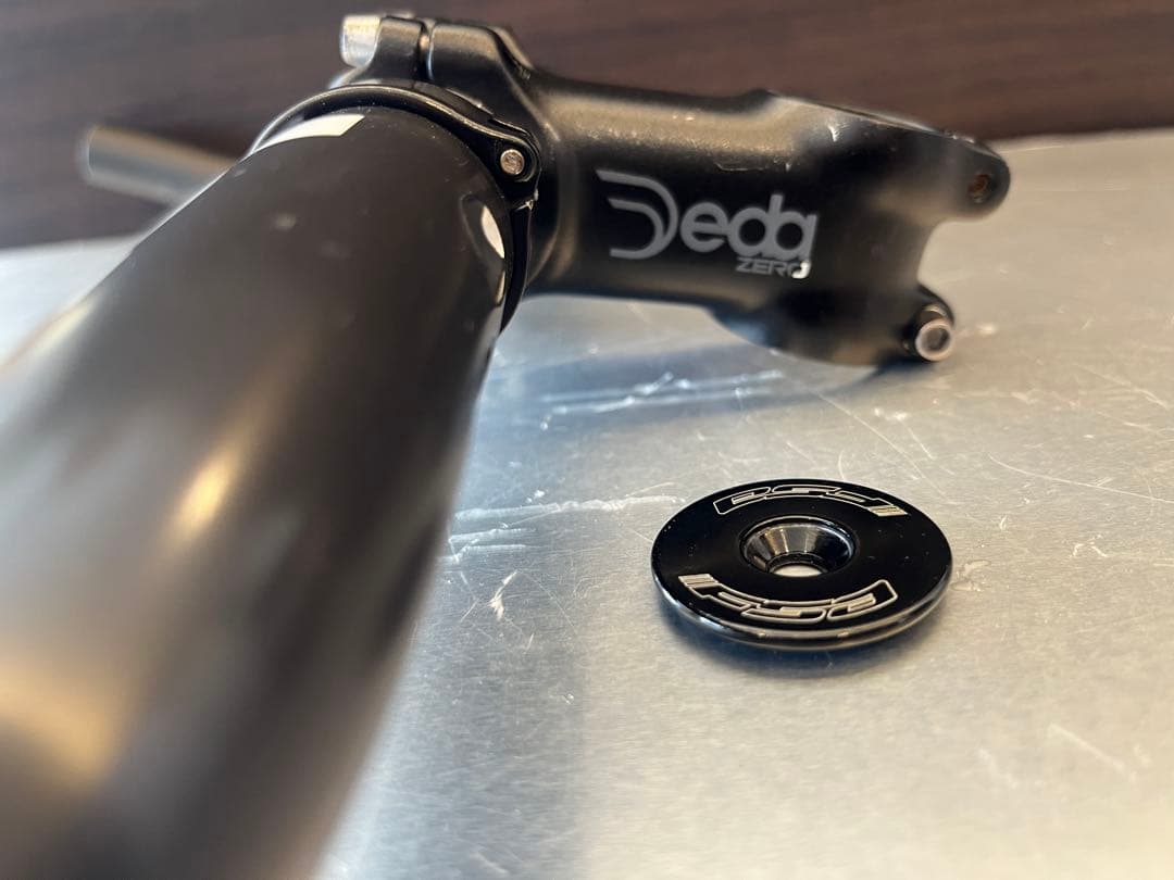 DEDA ELEMENTI DABAR デダダバーカーボンハンドル ブルホーン