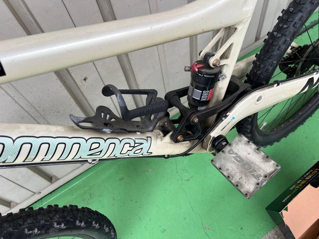 コメンサル　マウンテンバイク