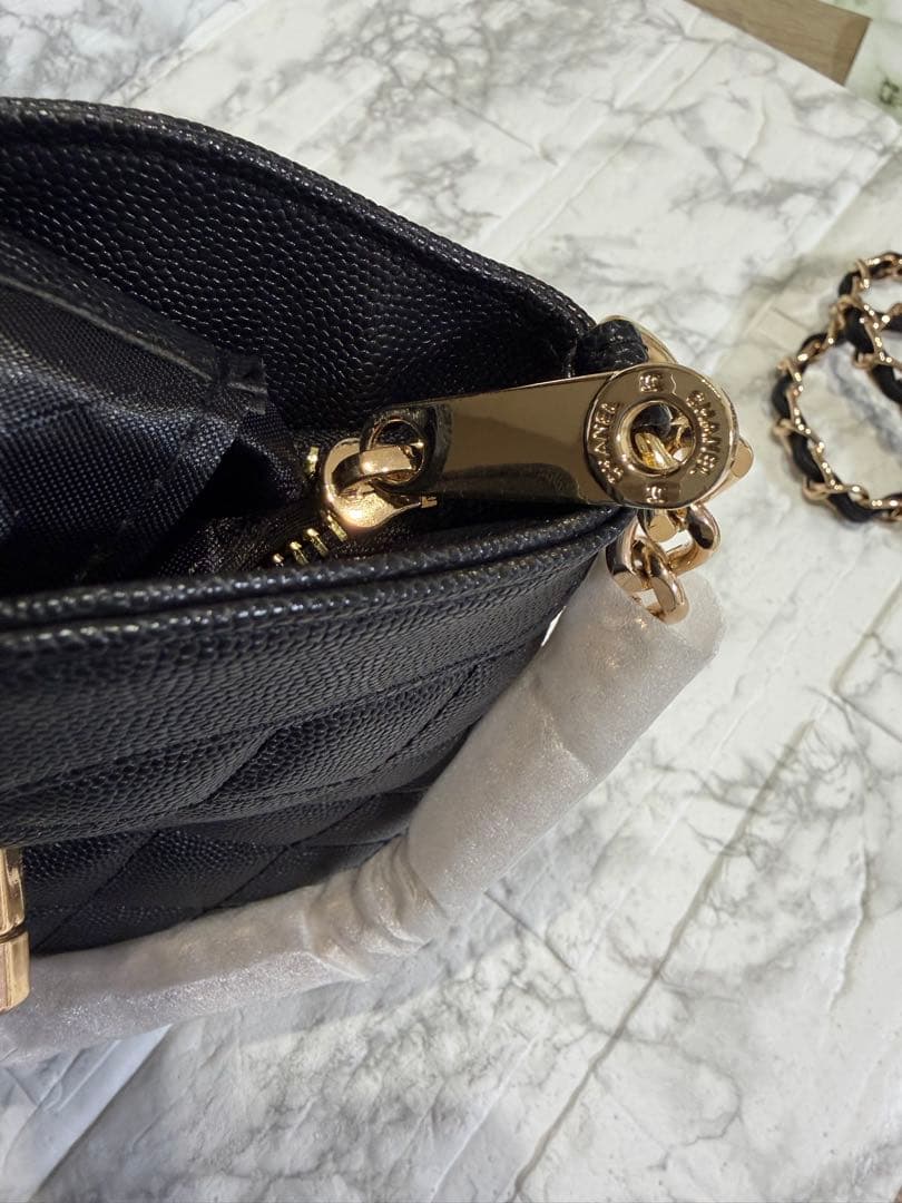 少し訳あり CHANEL ノベルティ ショルダーバッグ