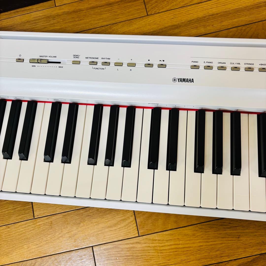 【美品】Yamaha 電子ピアノ P-121 ホワイト 送料込み