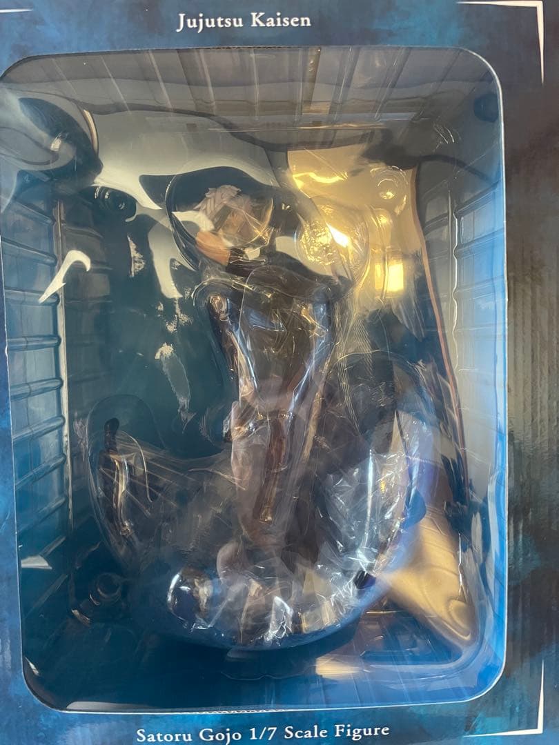 呪術廻戦　1/7スケールフィギュア　五条 悟