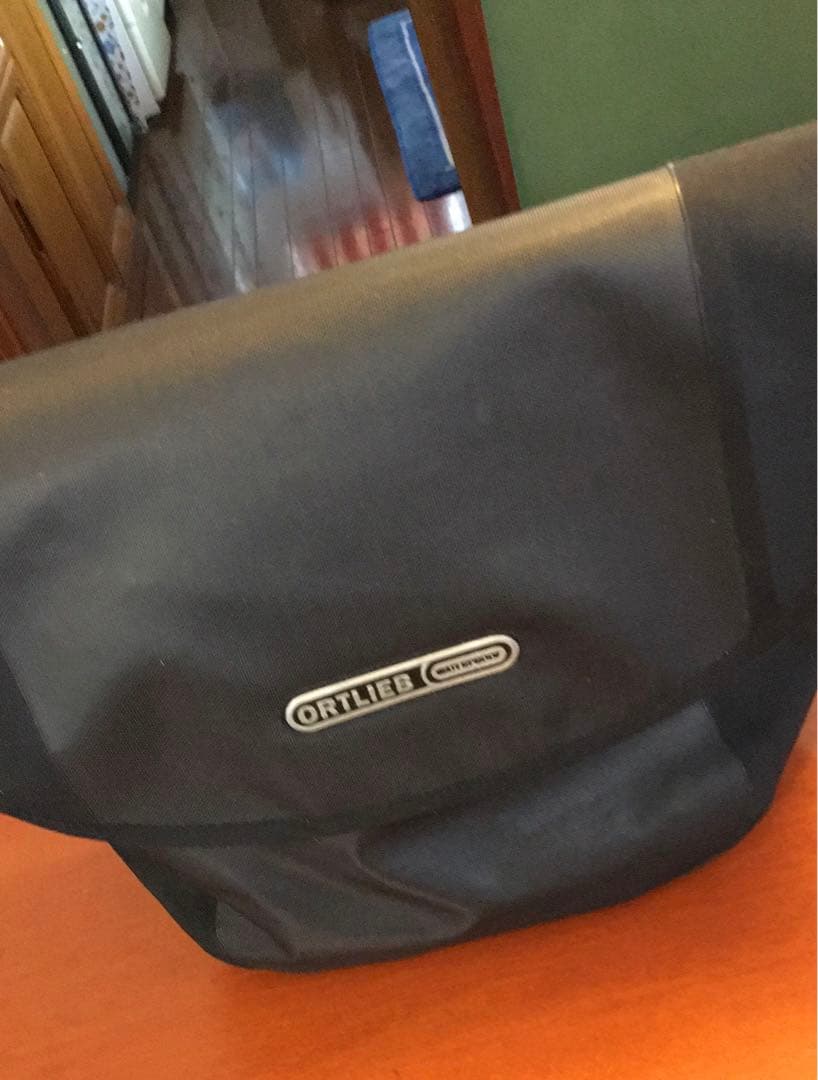 ORTLIEB（オルトリーブ）　　　　　　　メッセンジャーバック