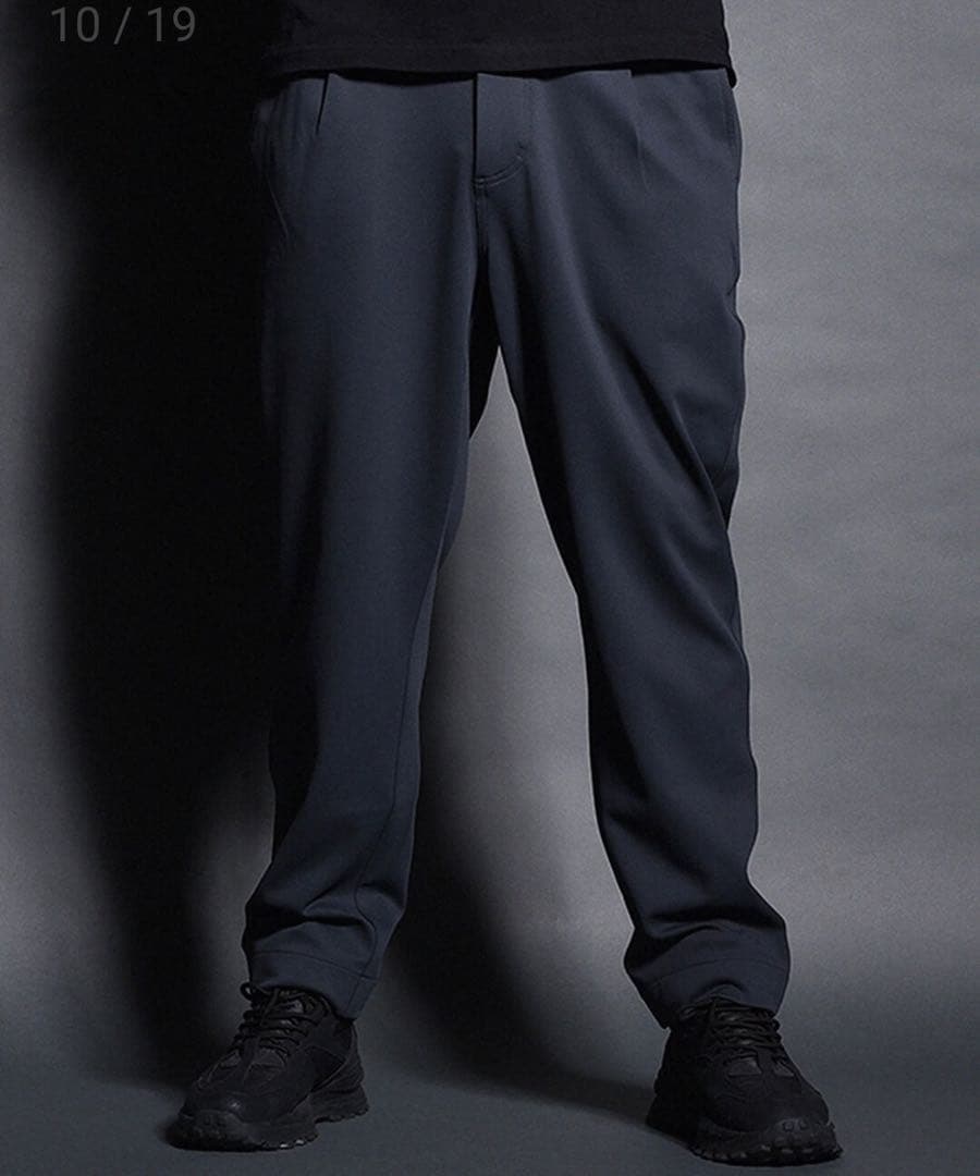 ラッセルノ★ゴルフパンツ　黒　サイズ5