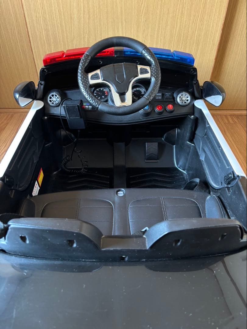 子供用ポリスカー 黒/白