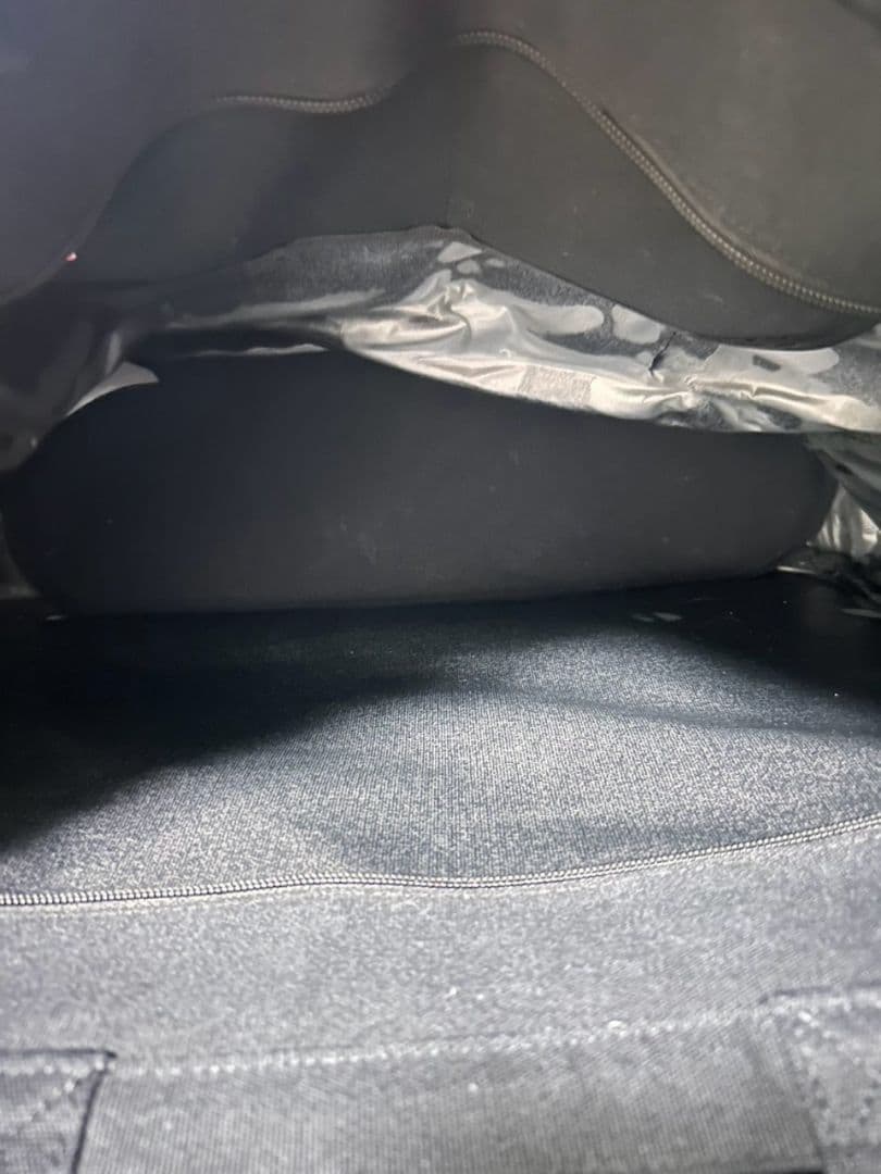 にじさんじ　ローレン・イロアス　缶バッジ　痛バッグとおまけのぬいぐるみ