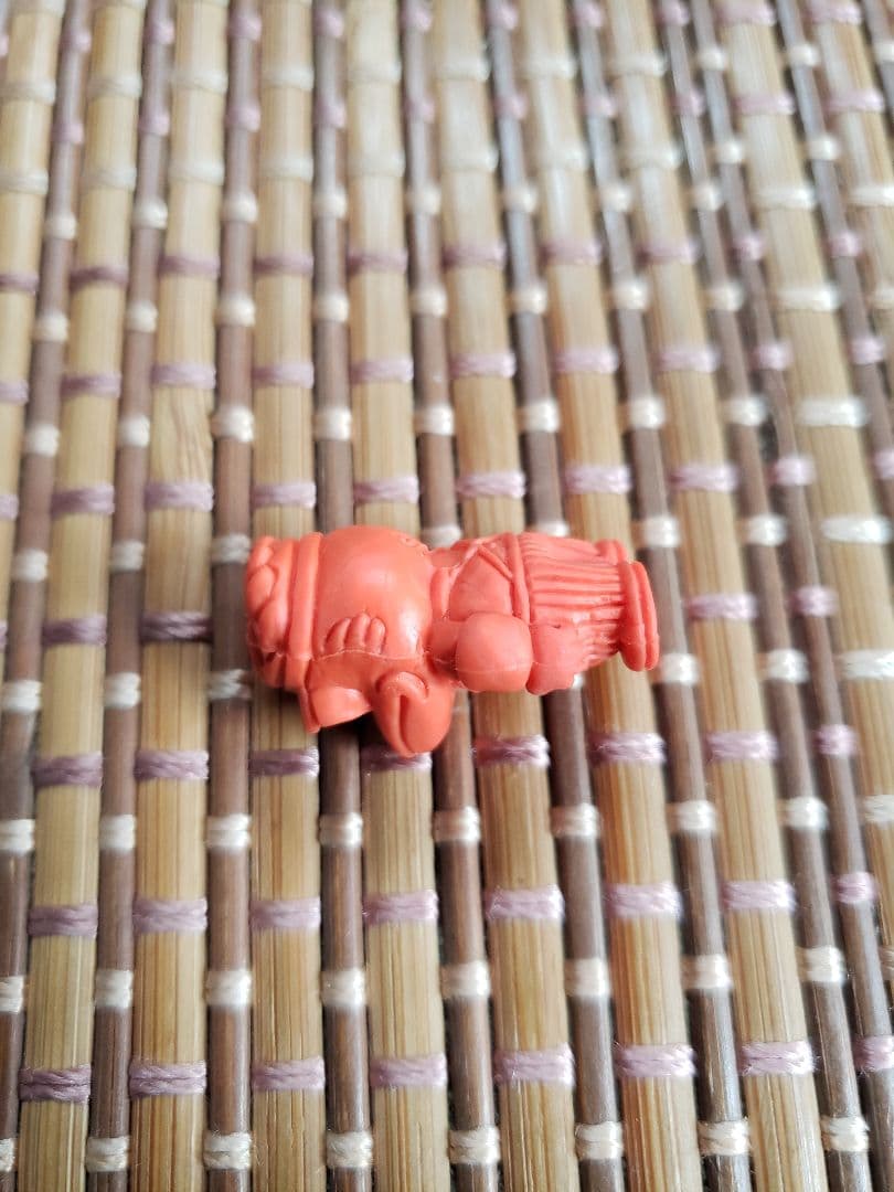 Drスランプ　アラレちゃん消しゴム　ペンギン村銀行員　橙　キャラクター