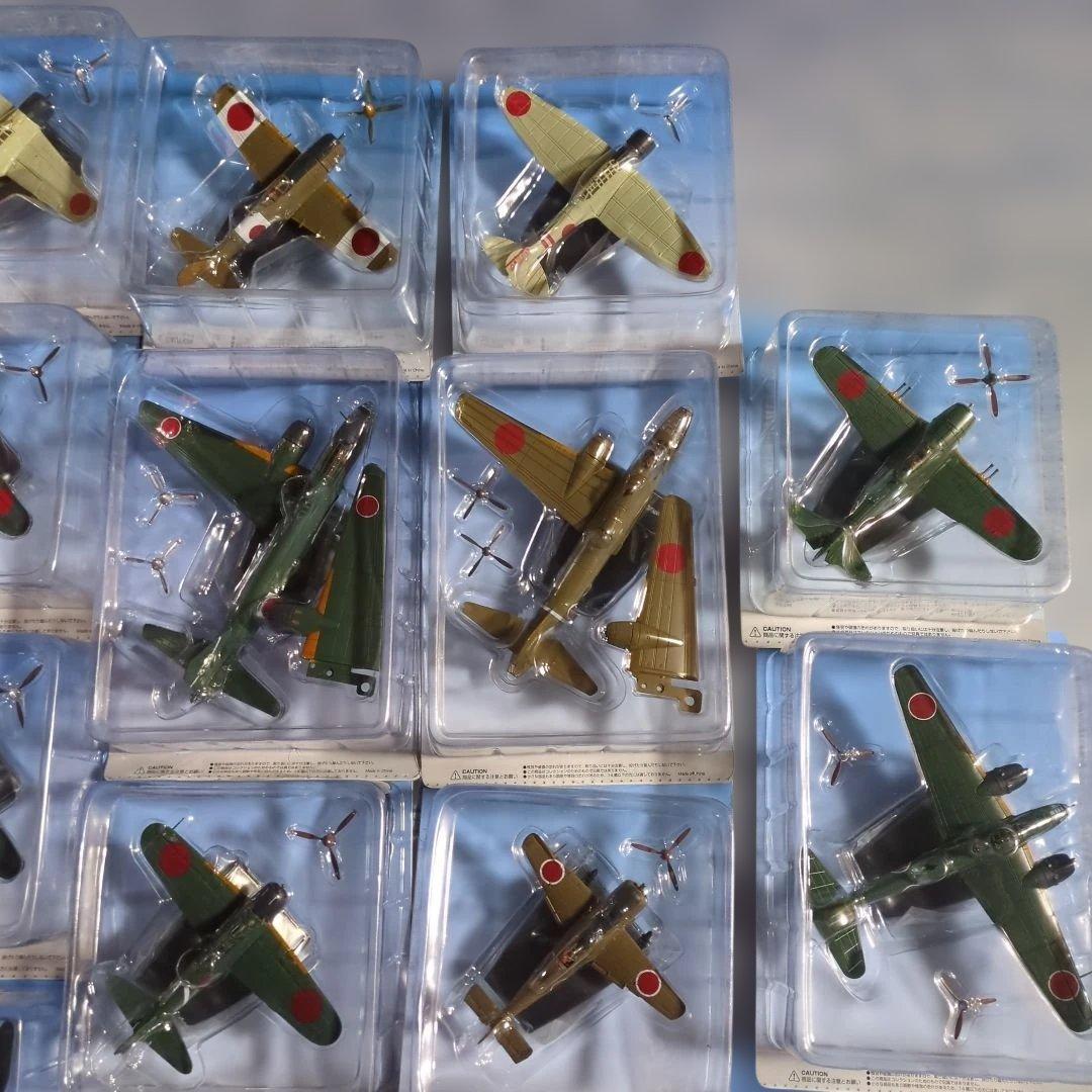 日本陸海軍機大百科　第２４号〜３５号、３８号〜４７号 新品未開封模型２２個セット