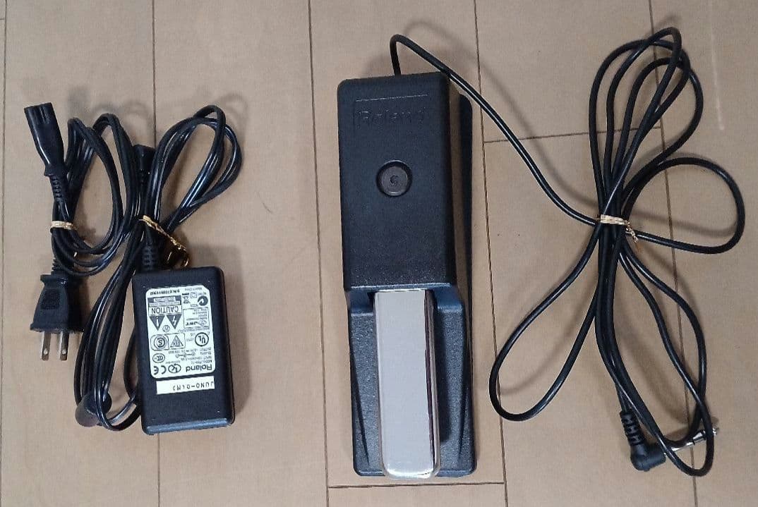 Roland JUNO-D シンセサイザー 61鍵