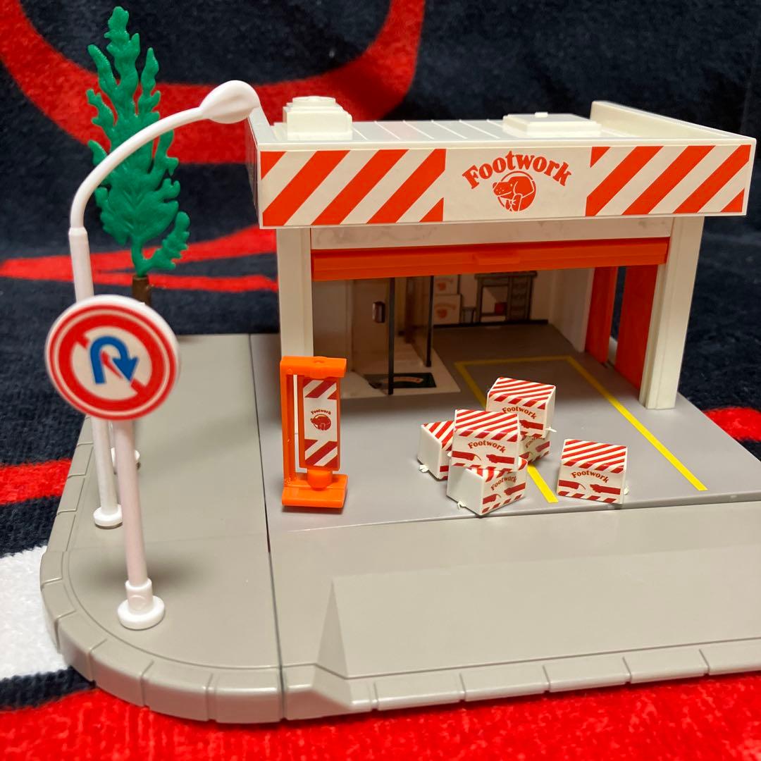 トミカタウン　フットワーク