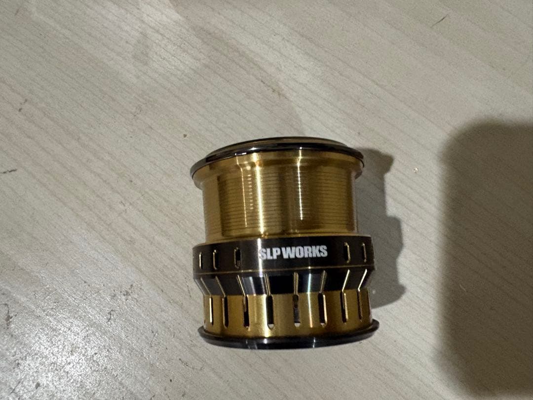 ★☆ダイワ SLPW EX LT 2500SS スプール 新品同様