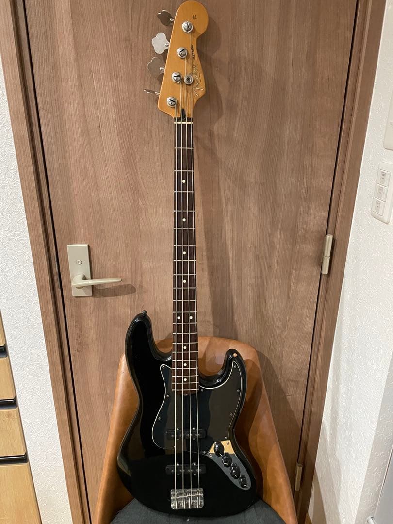 【かな】　フェンダーメキシコデラックスアクティブジャズベース