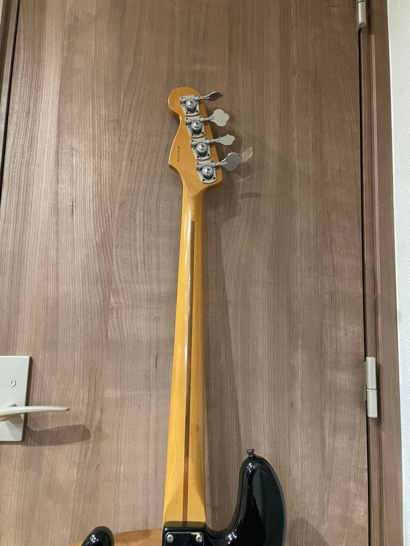 【かな】　フェンダーメキシコデラックスアクティブジャズベース