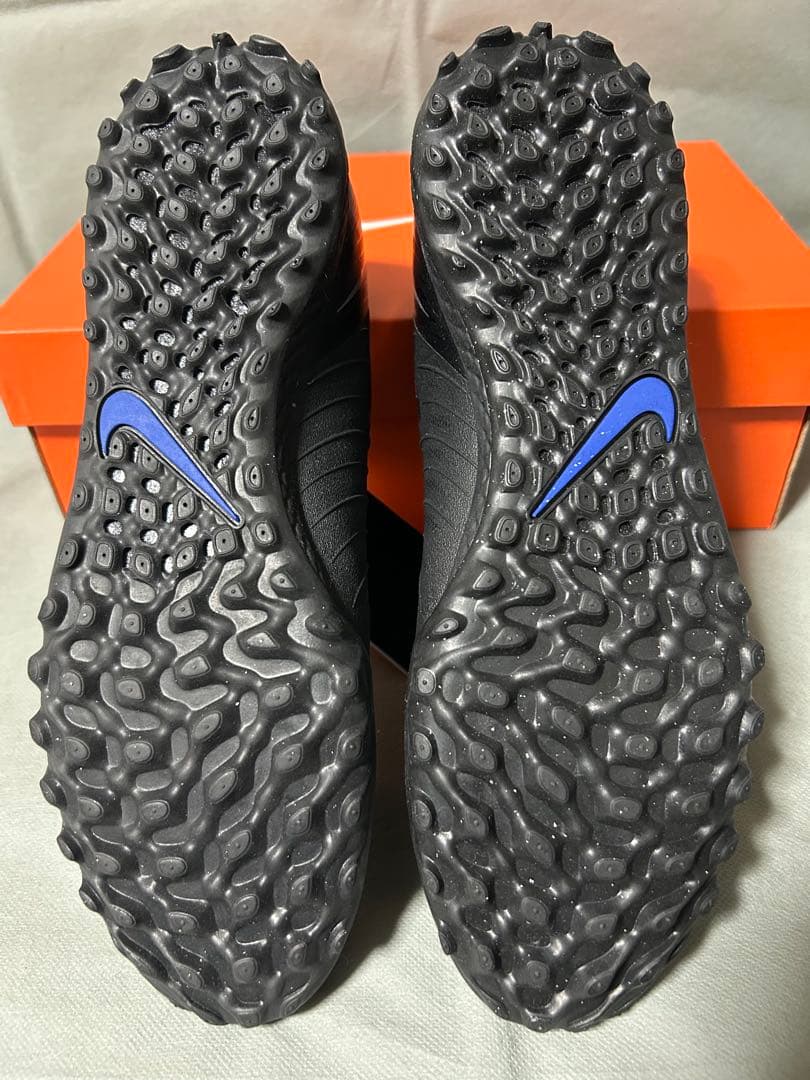 NIKE ナイキ　ファントムGX2 プロ　TF 黒　ブラック　フットサル